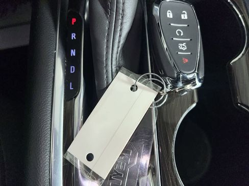 Used 2024 Chevrolet Malibu LT image 24