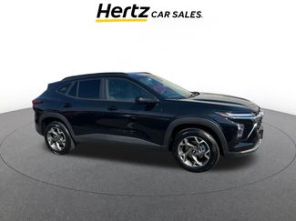 Used 2025 Chevrolet Trax LT video 1