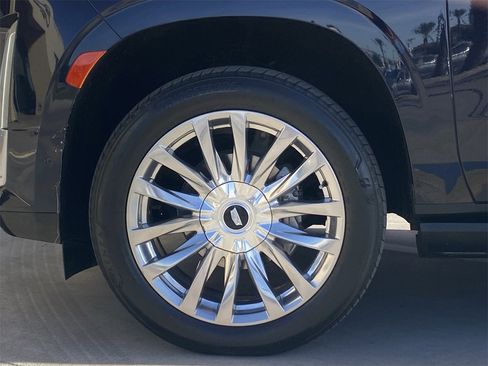 Certified 2021 Cadillac Escalade Premium Luxury w/ Driver Assist Tech Package image 10