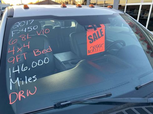 Used 2017 Ford F450 XL image 3