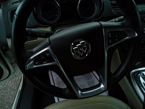 Used 2012 Buick Regal Premium image 13