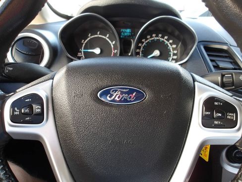 Used 2014 Ford Fiesta SE w/ Comfort Package FWD image 15