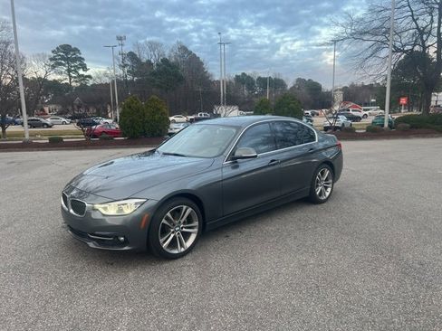 Used 2017 BMW 330i Sedan image 1