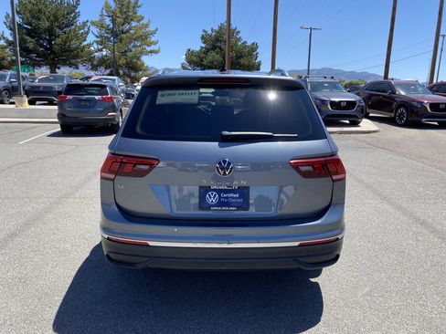 Certified 2023 Volkswagen Tiguan SE FWD image 52