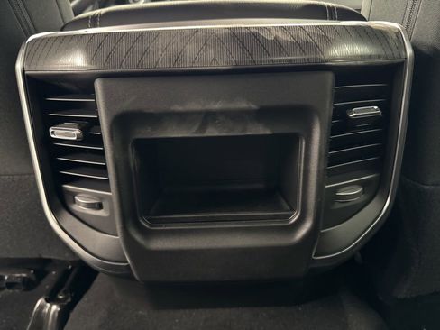 New 2026 RAM 2500 Big Horn AWD/4WD image 12