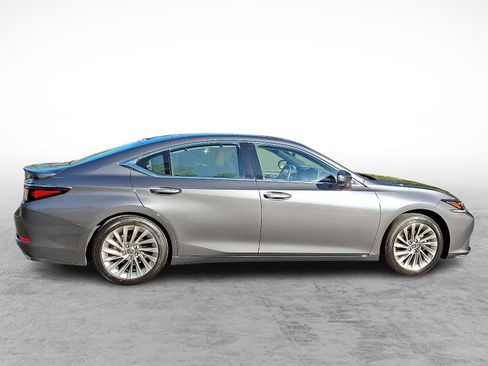 Used 2023 Lexus ES 350 Ultra Luxury image 7