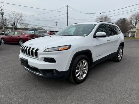 Used 2016 Jeep Cherokee Limited image 1