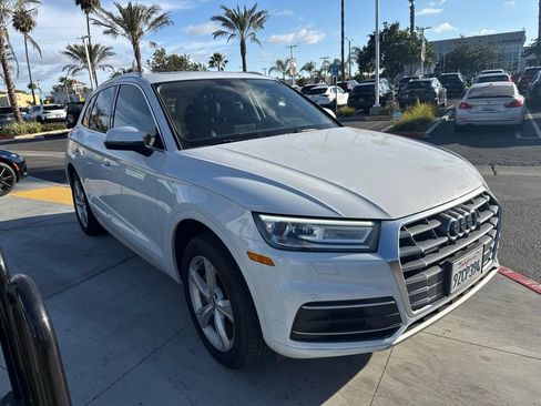 Used 2020 Audi Q5 2.0T Premium w/ Convenience Package AWD/4WD image 20