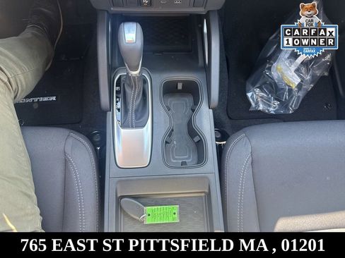 Used 2025 Nissan Frontier SV image 17