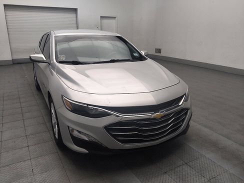 Used 2021 Chevrolet Malibu LT FWD image 13