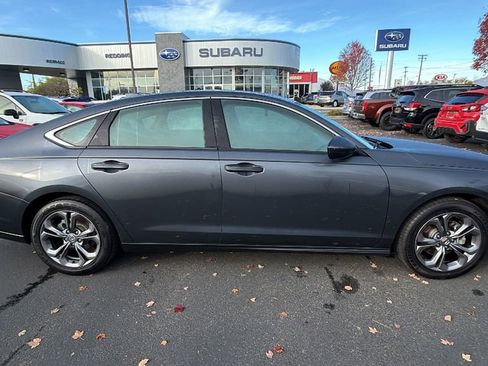 Used 2023 Honda Accord EX image 3