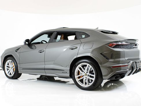 Used 2025 Lamborghini Urus SE AWD/4WD image 5