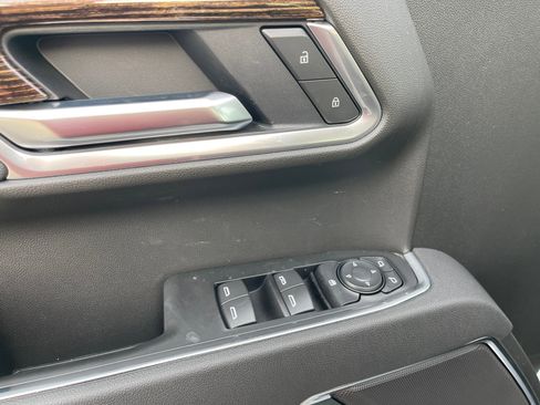 New 2026 GMC Sierra 1500 Elevation image 10