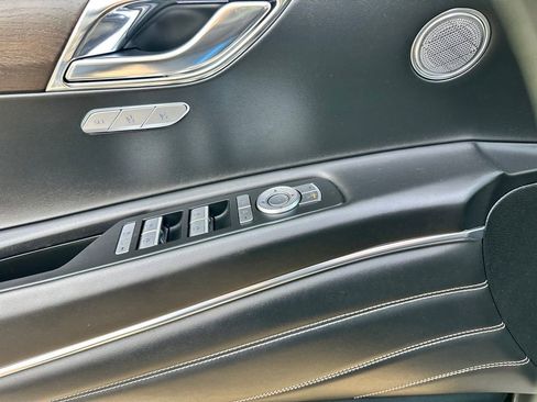 Used 2024 Genesis GV80 2.5T image 15