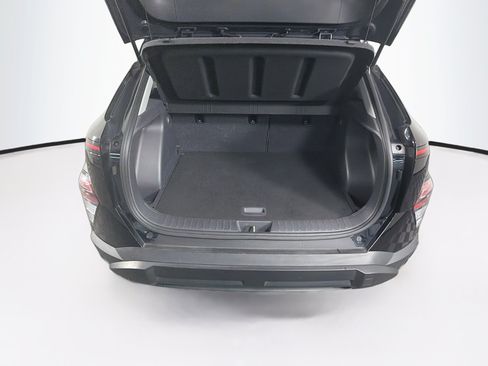 Used 2025 Hyundai Kona SEL FWD image 30