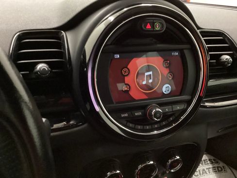 Used 2019 MINI Cooper Clubman S AWD/4WD image 16