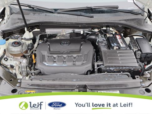 Used 2019 Volkswagen Tiguan SE image 41