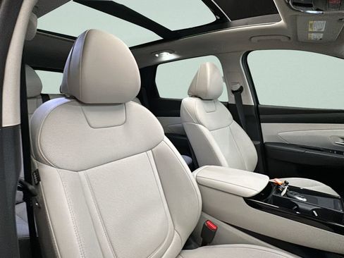 Certified 2025 Hyundai Tucson SEL image 16