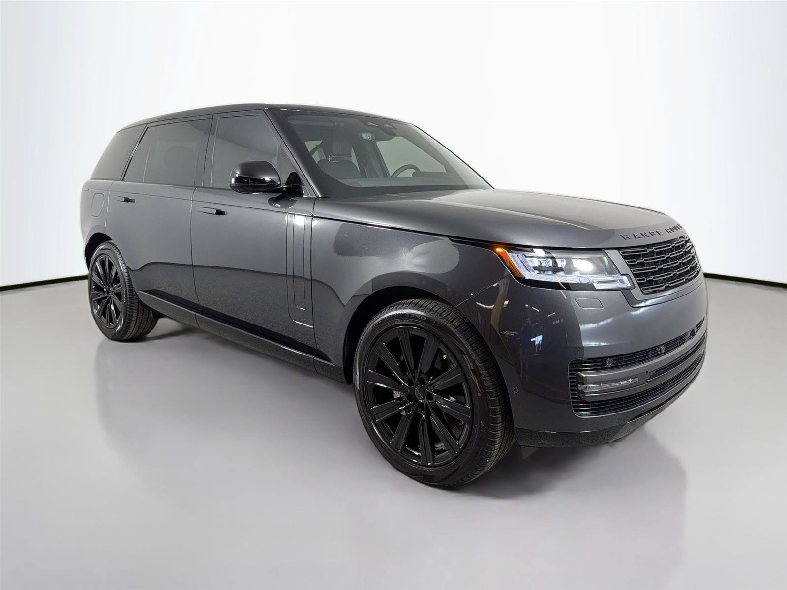 New 2026 Land Rover Range Rover Long Wheelbase SE AWD/4WD image 3