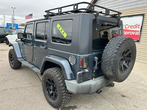 Used 2007 Jeep Wrangler Unlimited Sahara image 7