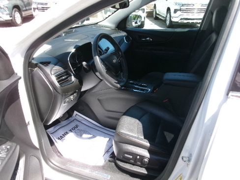Used 2018 Chevrolet Equinox Premier image 21