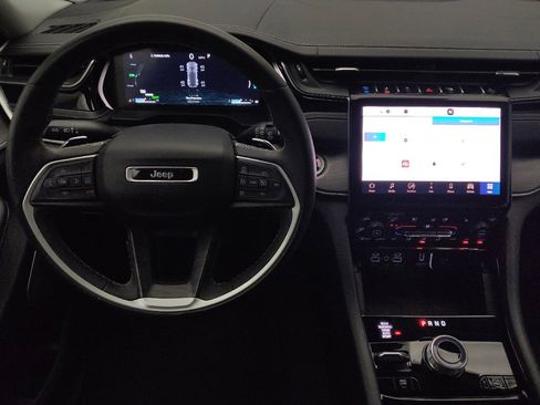 Used 2022 Jeep Grand Cherokee Limited 4xe w/ Luxury Tech Group II AWD/4WD image 22