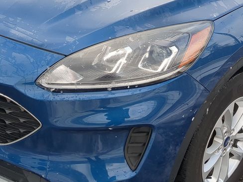 Used 2022 Ford Escape SE w/ Cold Weather Package image 15