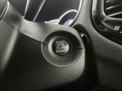 Used 2018 Jeep Compass Limited AWD/4WD image 23