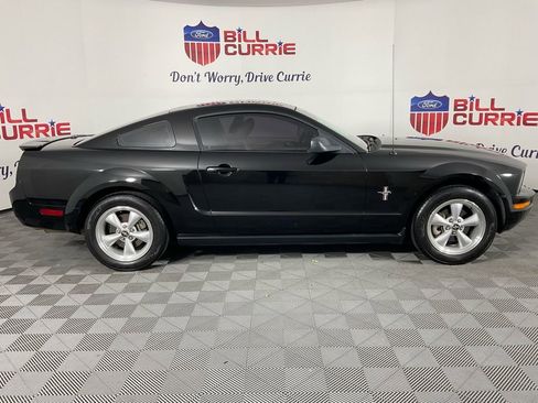 Used 2007 Ford Mustang Premium image 2