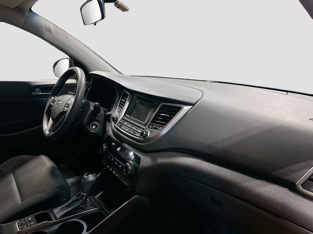 Used 2017 Hyundai Tucson SE w/ SE Popular Package 02 AWD/4WD image 22