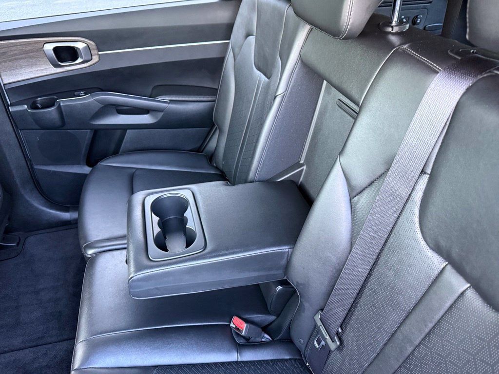 Used 2022 Kia Sorento S AWD/4WD image 41