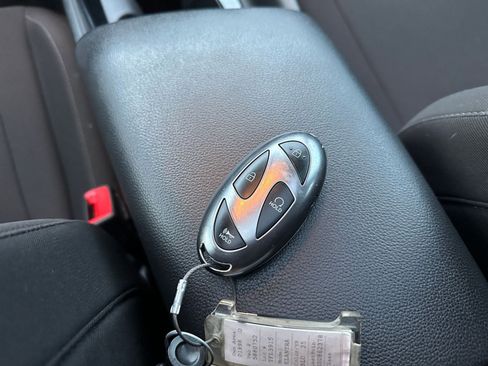 Used 2025 Hyundai Elantra SEL image 22