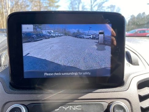 Used 2021 Ford Transit Connect XLT image 20