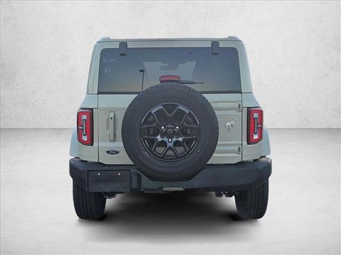 New 2025 Ford Bronco Outer Banks AWD/4WD image 8
