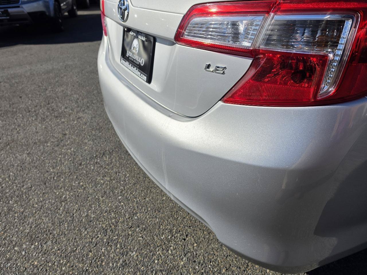 Used 2012 Toyota Camry LE FWD image 35