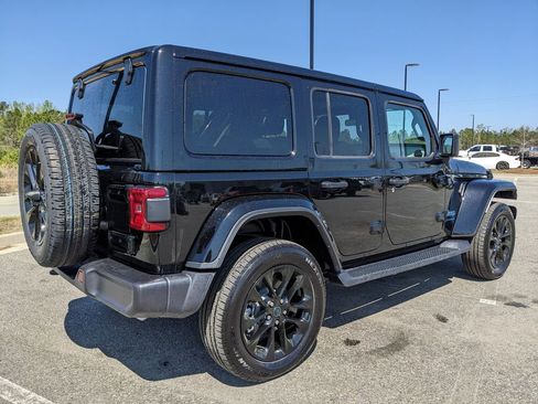 Certified 2025 Jeep Wrangler Sahara 4xe image 20