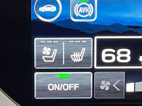 Used 2023 Subaru Ascent Touring image 21