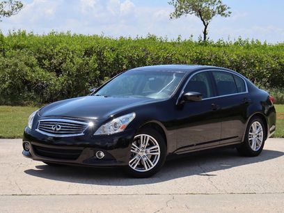 Used 2013 INFINITI G37 Journey w/ Premium Pkg