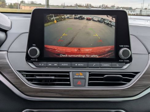 New 2025 Nissan Altima 2.5 SV image 21