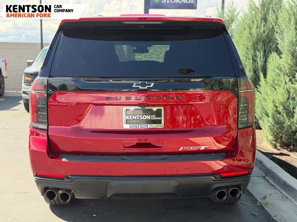 Used 2026 Chevrolet Suburban RST AWD/4WD image 6