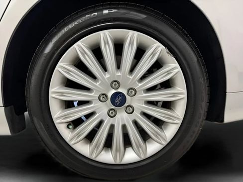 Used 2013 Ford Fusion Energi SE w/ Driver Assist Pkg FWD image 26