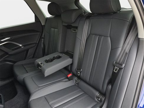 New 2025 Audi Q5 Premium image 14