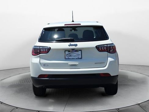 Used 2017 Jeep Compass Sport FWD image 4