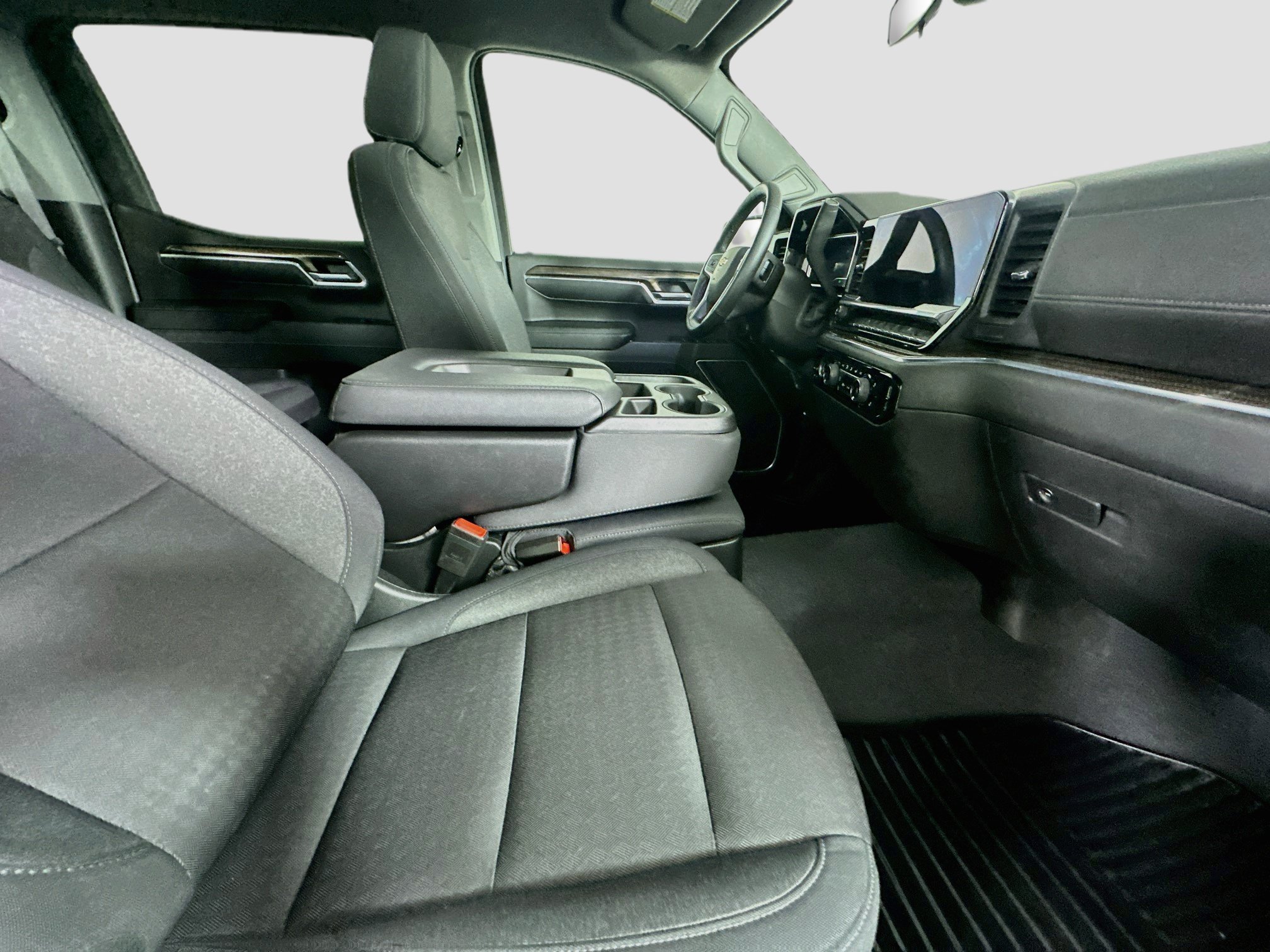 Used 2024 Chevrolet Silverado 1500 LT AWD/4WD image 30