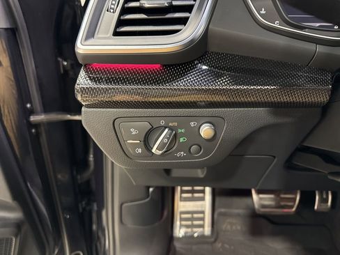 Used 2018 Audi SQ5 Prestige w/ Prestige Package image 27