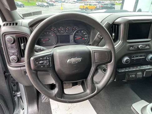 Used 2025 Chevrolet Silverado 1500 Custom Trail Boss w/ LPO, Dark Essentials Package AWD/4WD image 31