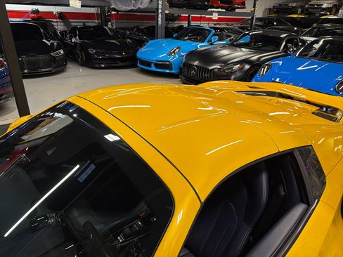 Used 2021 Ferrari F8 Tributo image 33