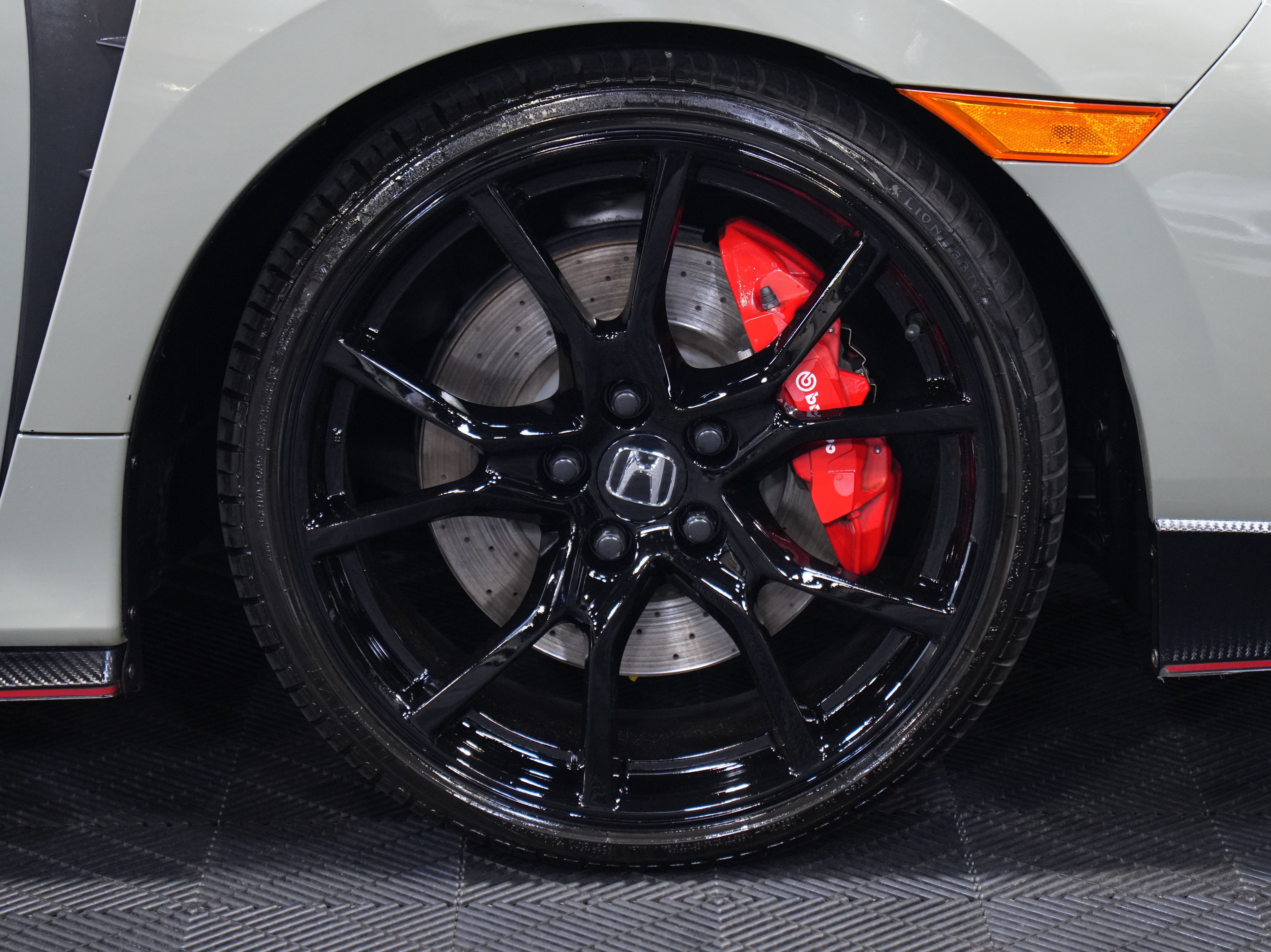 Used 2018 Honda Civic Type R image 53