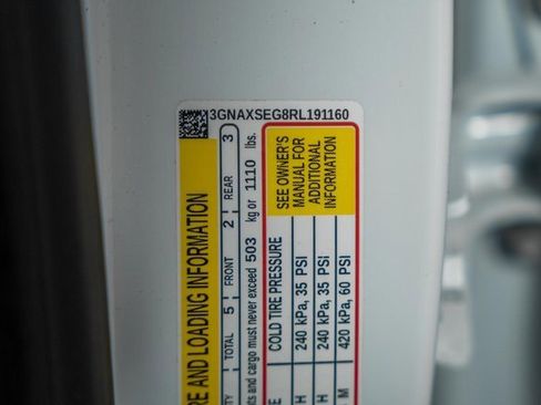 Used 2024 Chevrolet Equinox LS w/ Driver Confidence II Package image 38