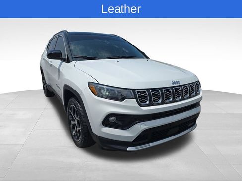 Used 2024 Jeep Compass Limited AWD/4WD image 8